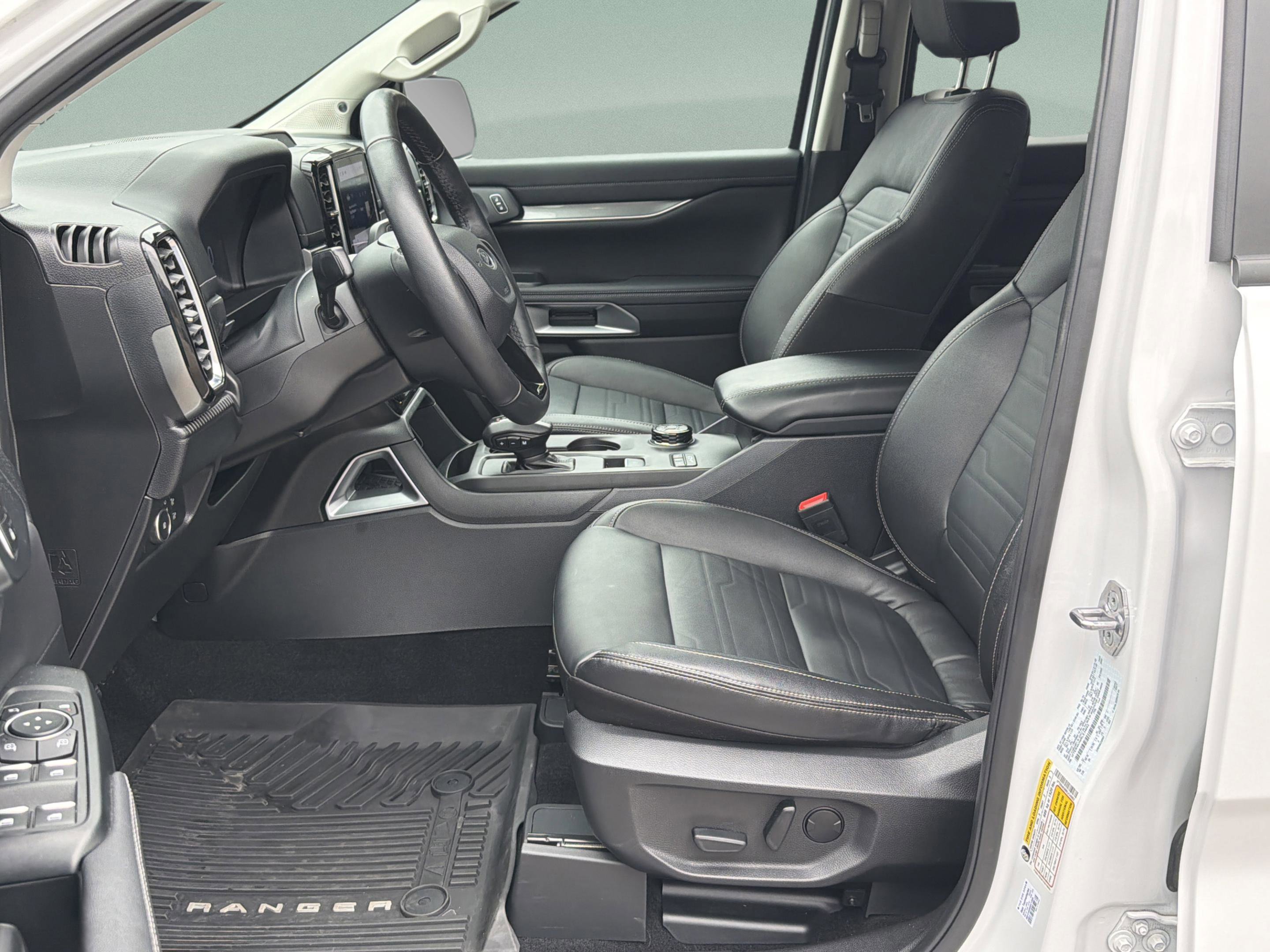 Used 2024 Ford Ranger Lariat w/ FX4 Off-Road Package image 19