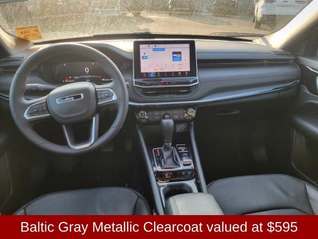 Used 2024 Jeep Compass Trailhawk w/ Trailhawk Elite Group image 14