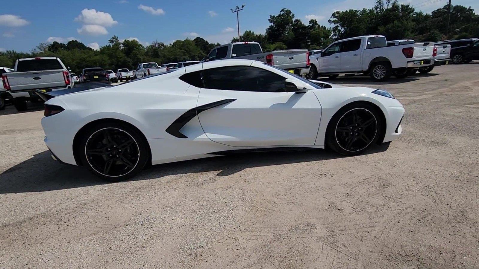 Certified 2020 Chevrolet Corvette Stingray Coupe w/ 1LT RWD image 9