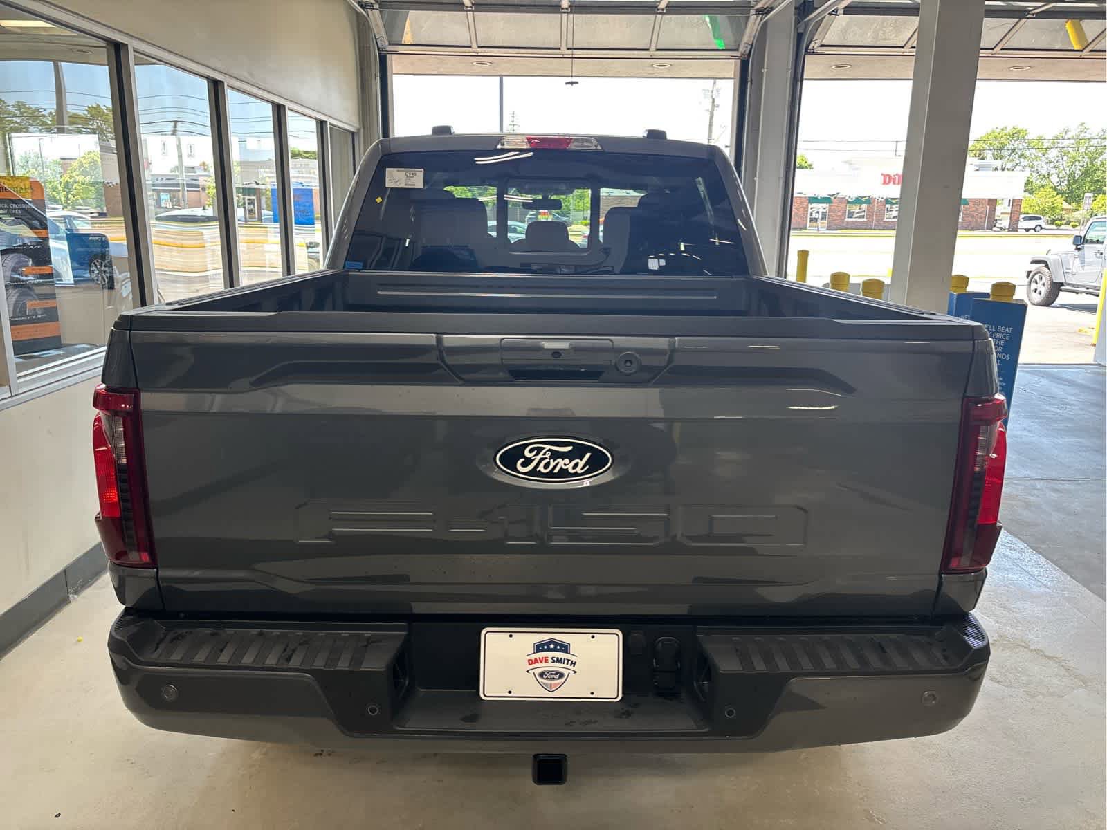 New 2026 Ford F150 XLT w/ Equipment Group 302A MID AWD/4WD image 9