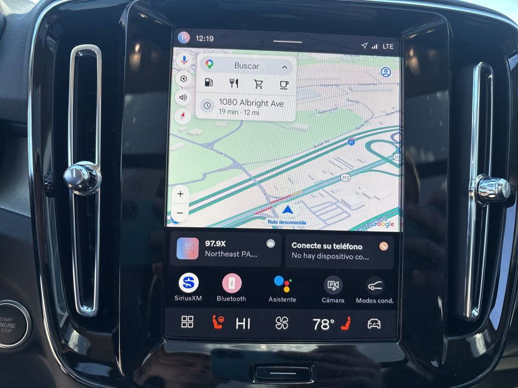 Used 2025 Volvo XC40 B5 Ultra w/ Protection Package Premier image 22