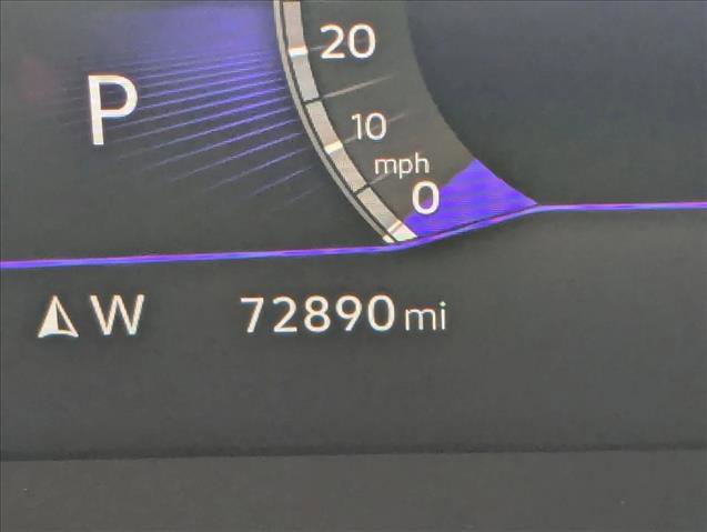 Used 2023 Volkswagen Tiguan SE R-Line image 11