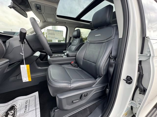 New 2025 Ford Expedition Platinum image 15