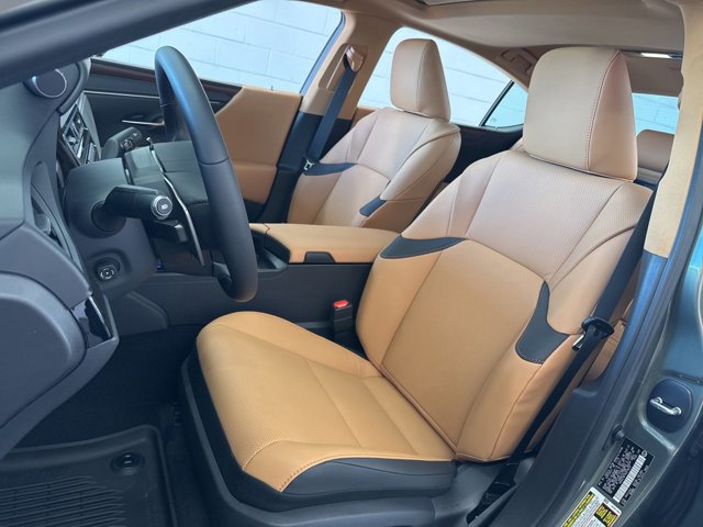 New 2025 Lexus ES 350 w/ Premium Package image 16