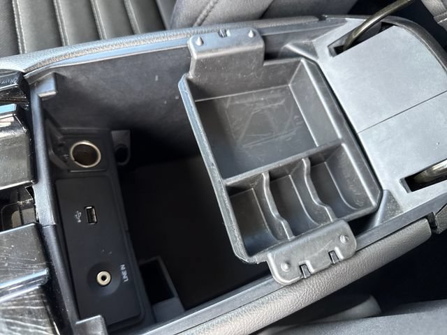 Used 2013 Ford Fusion SE FWD image 24