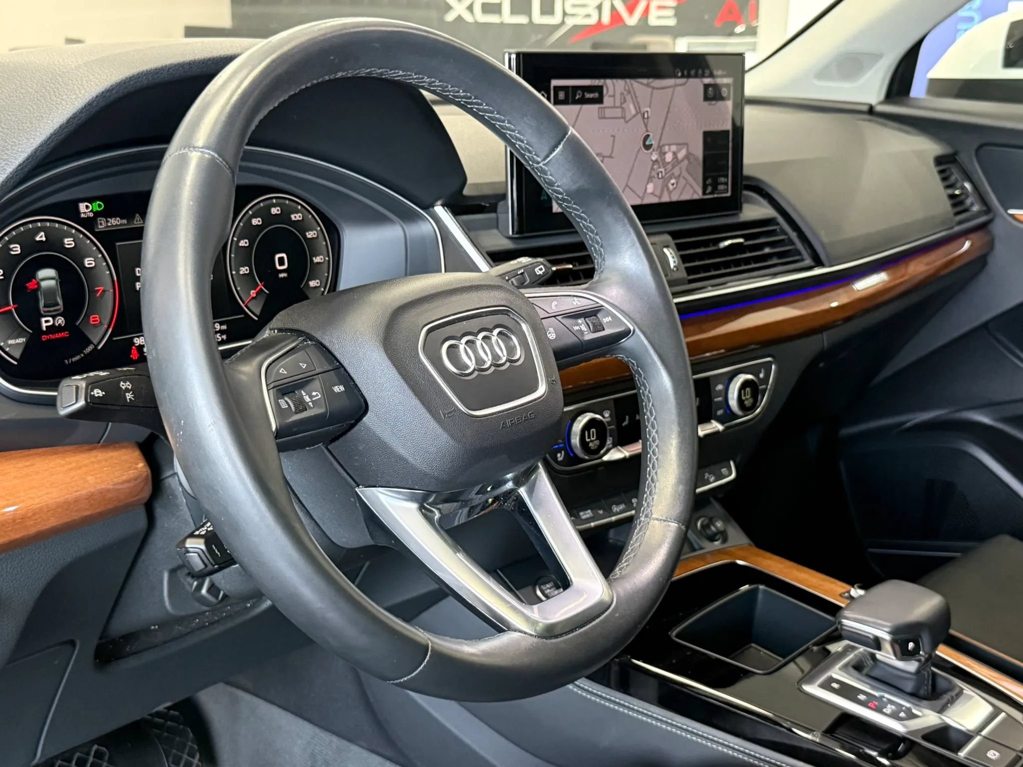 Used 2022 Audi Q5 2.0T Prestige w/ Prestige Package AWD/4WD image 9