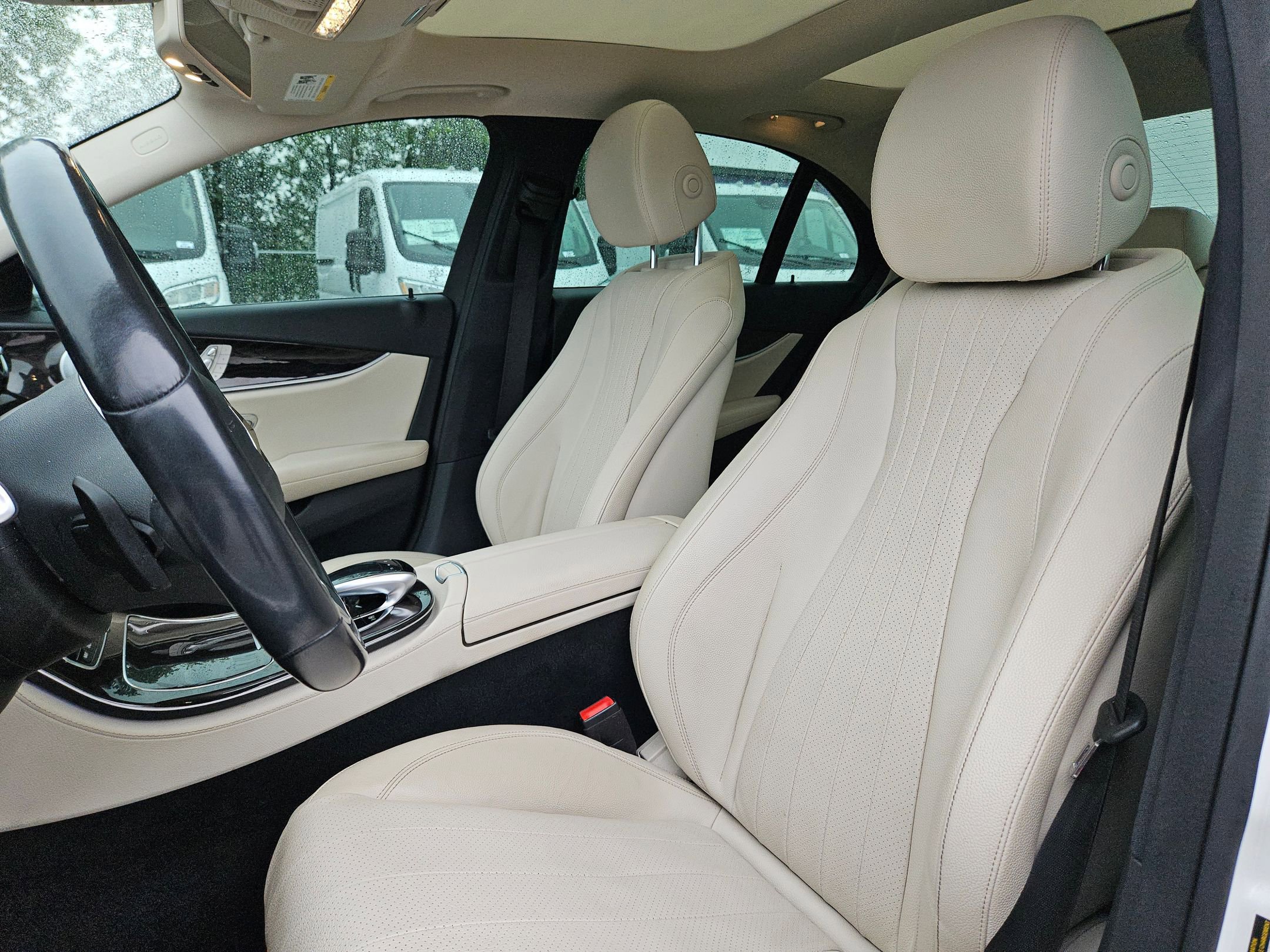 Used 2020 Mercedes-Benz E 350 Sedan image 13