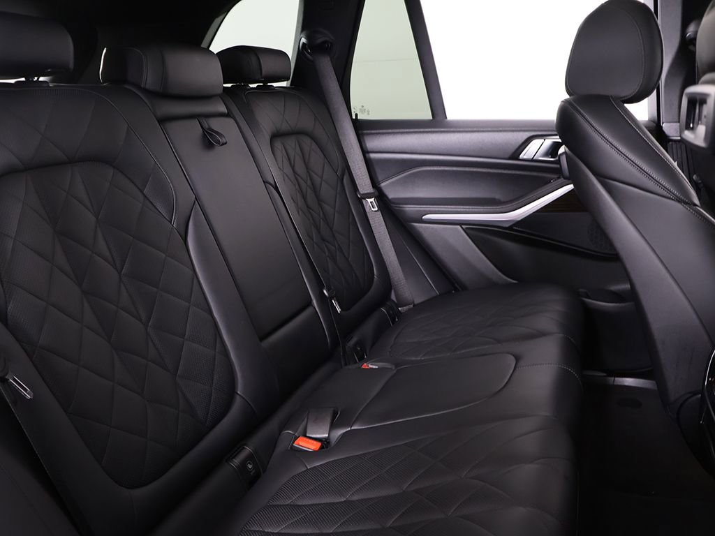 Used 2023 BMW X5 xDrive40i image 37