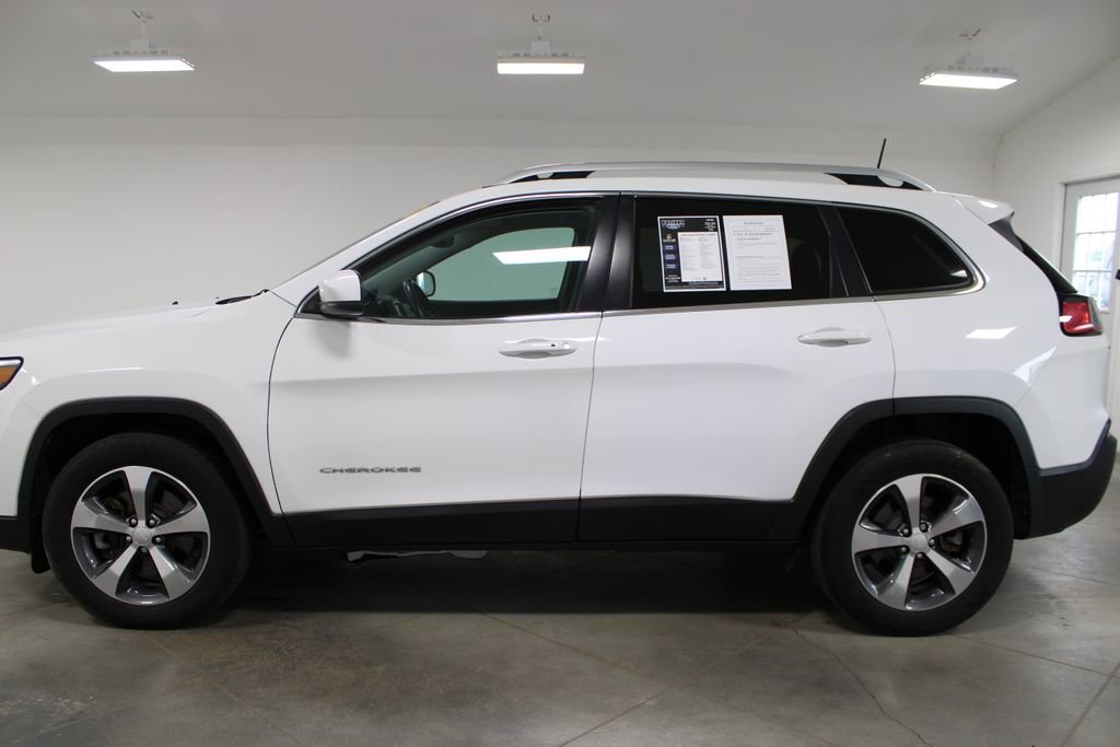 Used 2019 Jeep Cherokee Limited AWD/4WD image 6