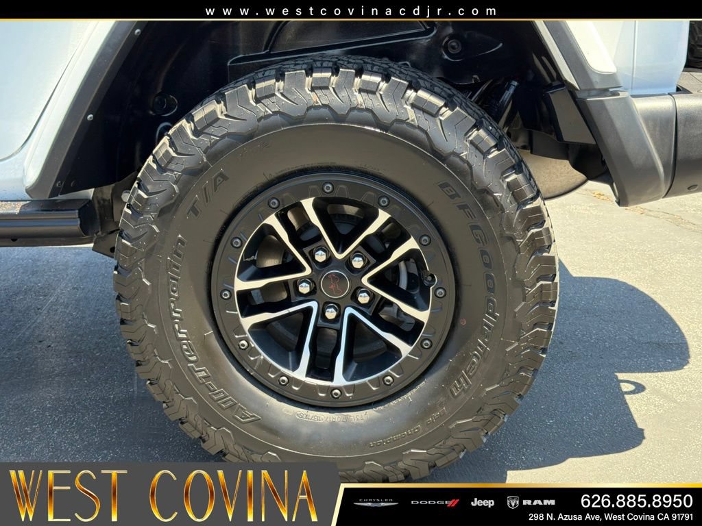 Used 2024 Jeep Wrangler Unlimited Rubicon AWD/4WD image 34