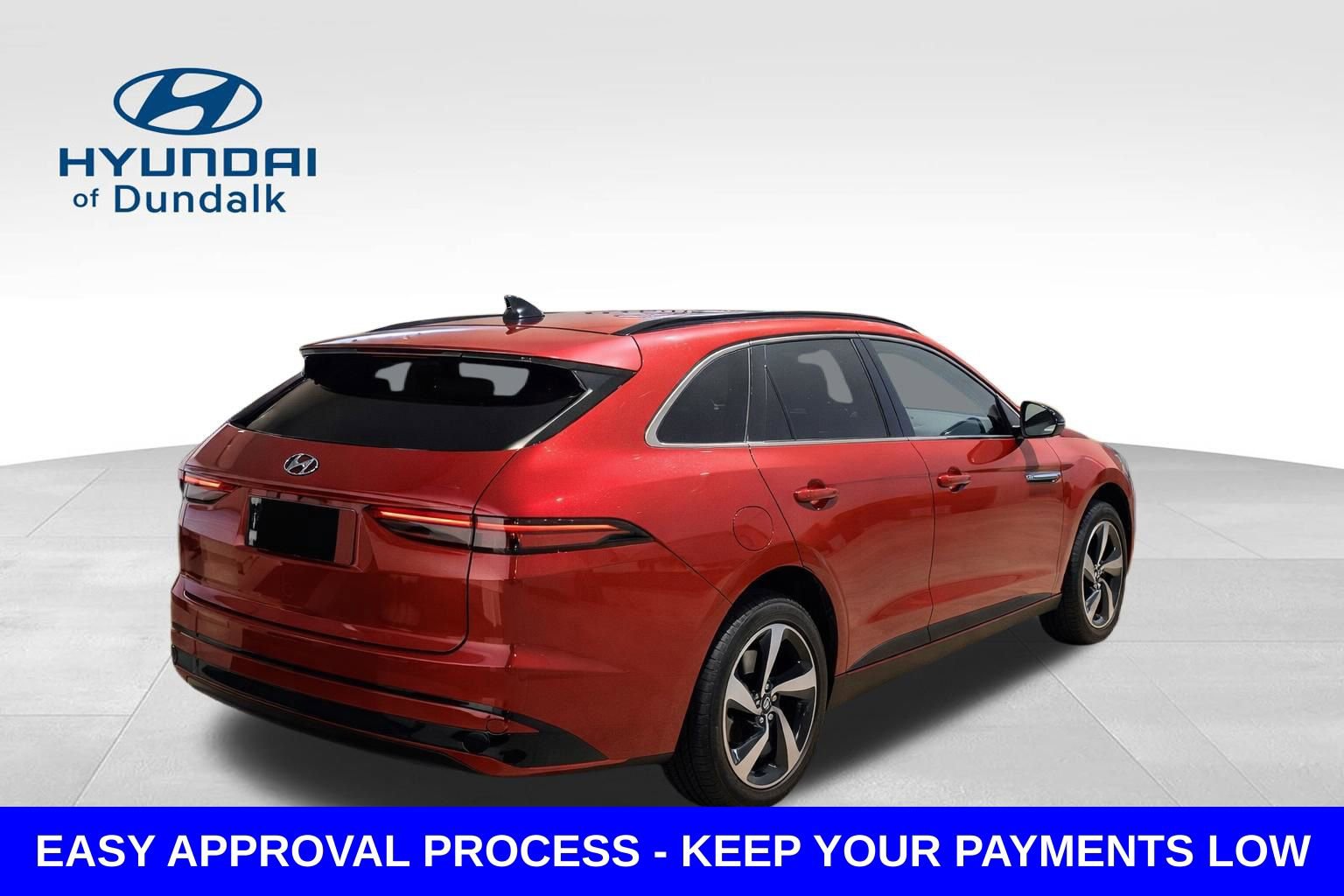 Used 2024 Jaguar F-PACE R-Dynamic S image 3