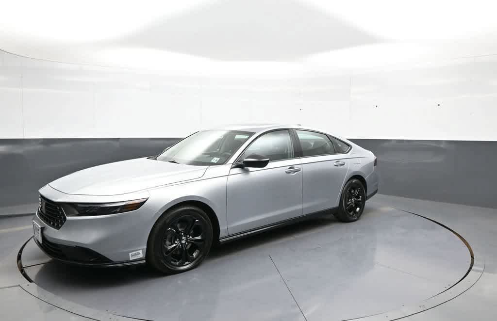 Certified 2025 Honda Accord SE image 12