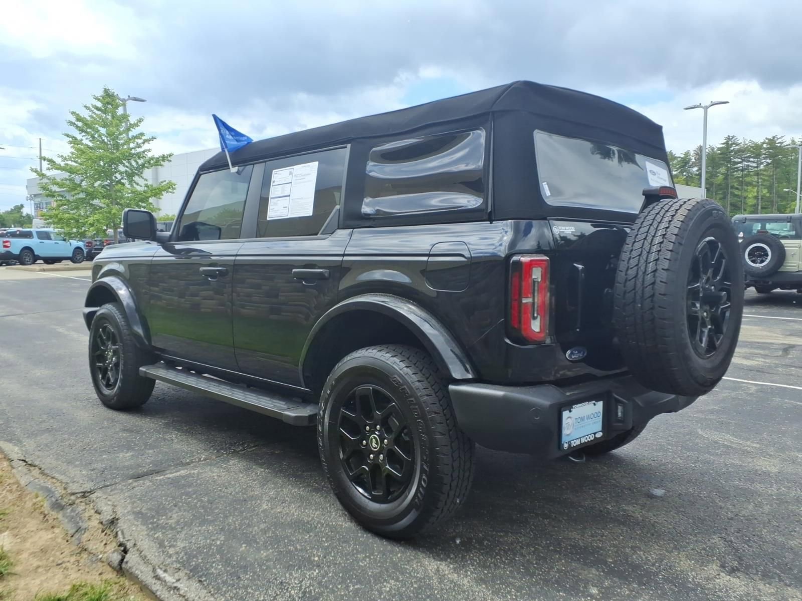 Used 2024 Ford Bronco Outer Banks AWD/4WD image 7