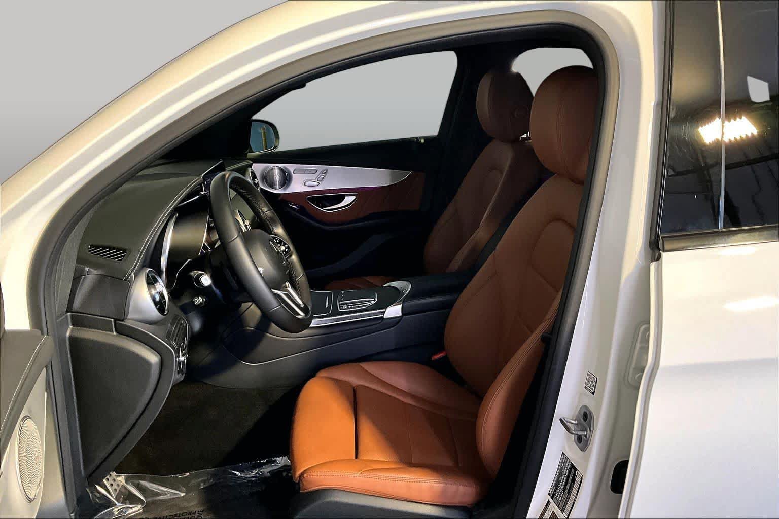 Certified 2022 Mercedes-Benz GLC 300 4MATIC Coupe image 9
