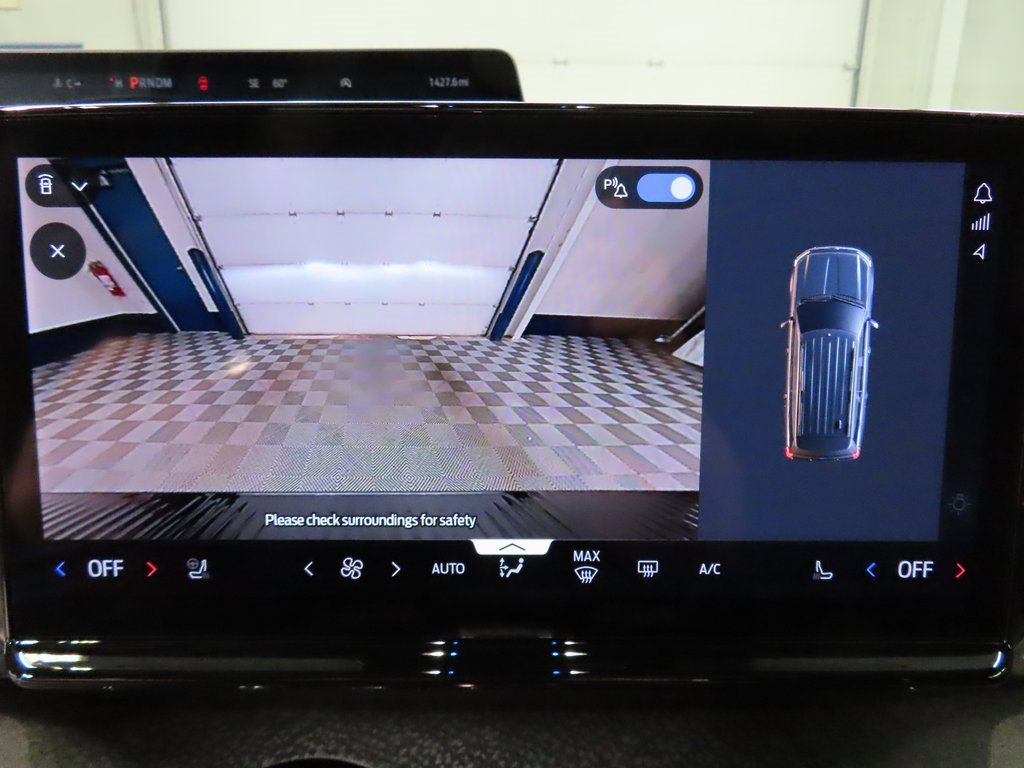 Used 2025 Ford Expedition Tremor image 21