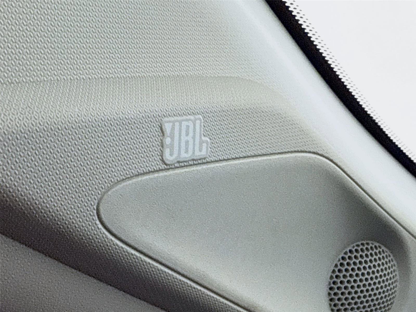 Used 2021 Toyota RAV4 Limited image 19