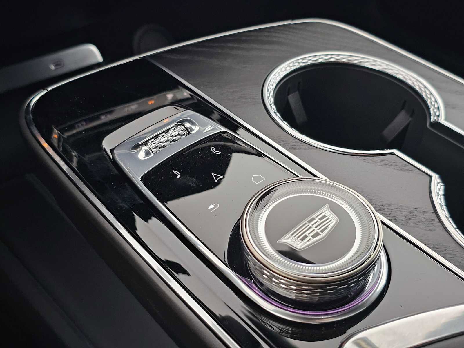 New 2026 Cadillac Lyriq V image 31