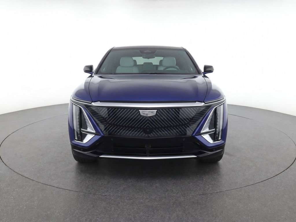 Used 2024 Cadillac Lyriq Luxury AWD/4WD image 5