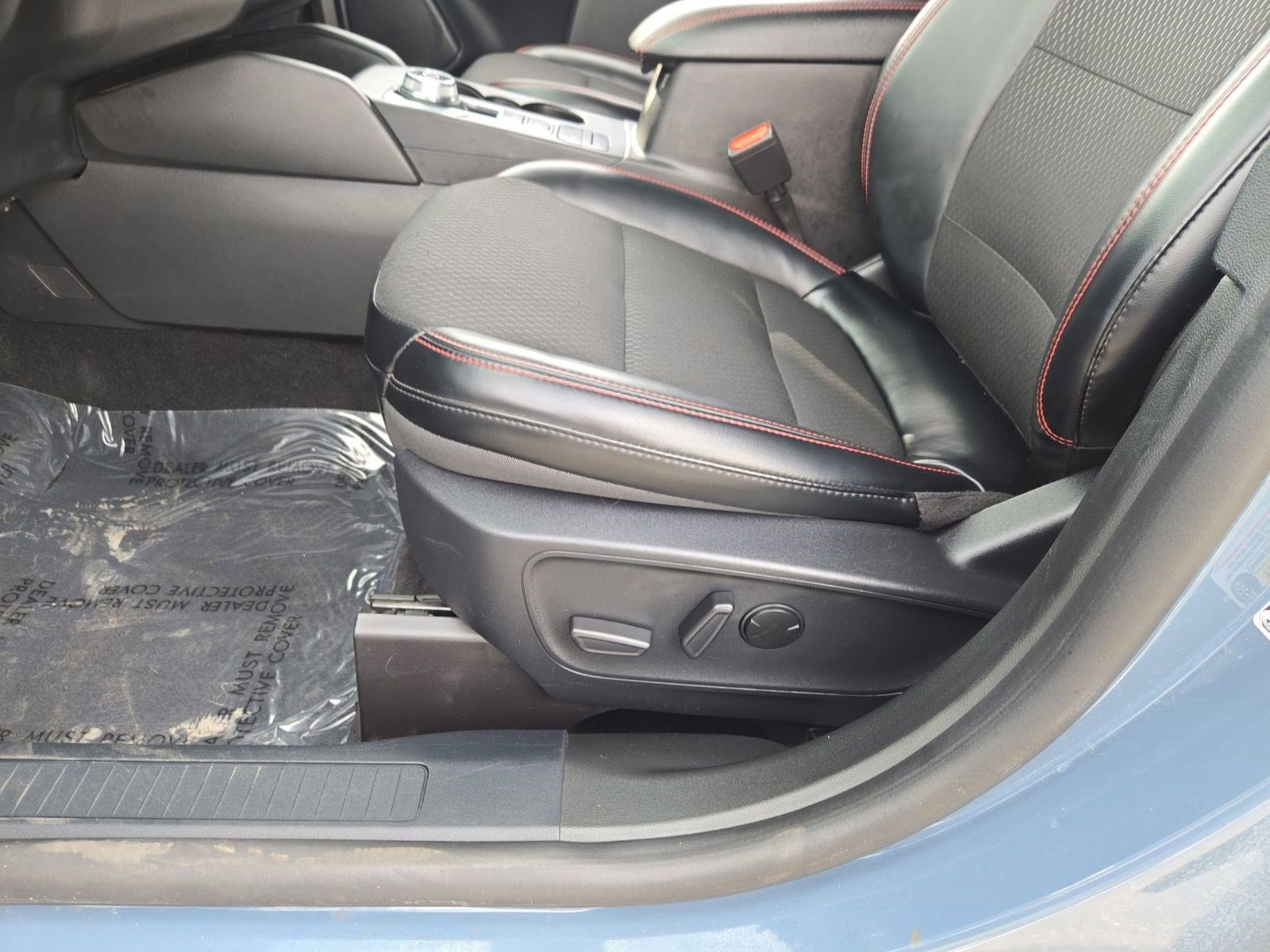 Used 2025 Ford Escape ST-Line Select image 14