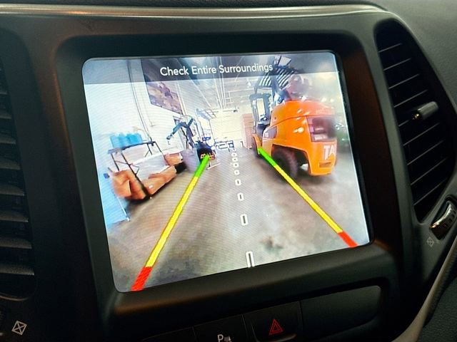 Used 2018 Jeep Cherokee Limited w/ High Altitude Package image 14