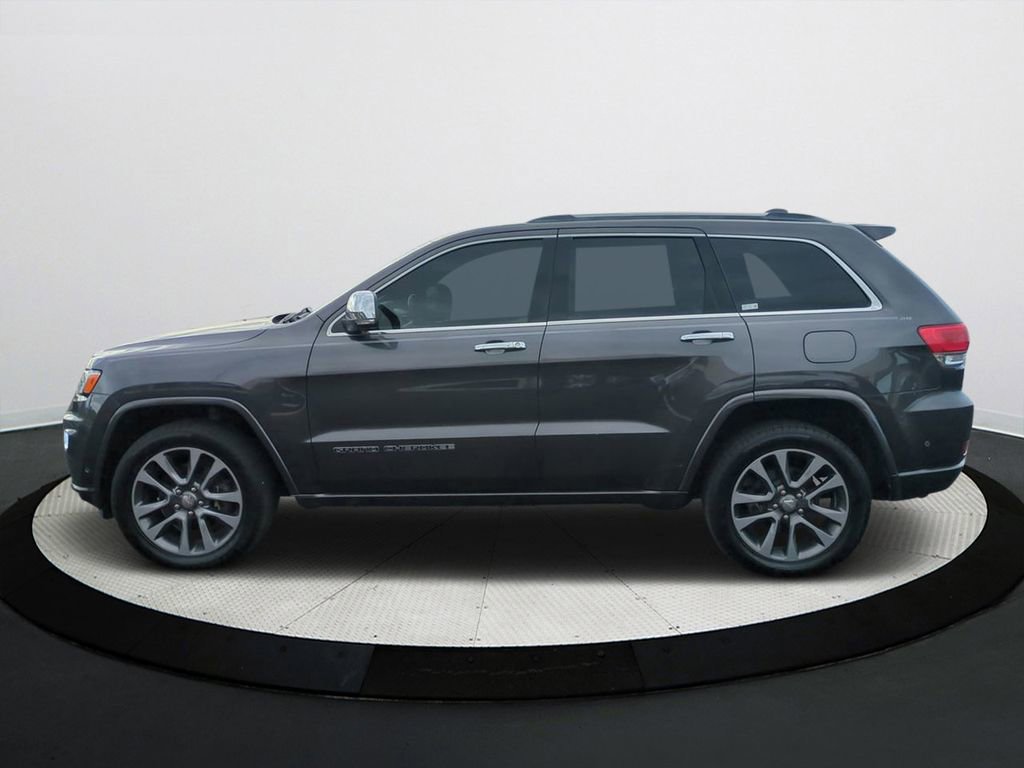 Used 2017 Jeep Grand Cherokee Overland w/ Jeep Active Safety Group image 7