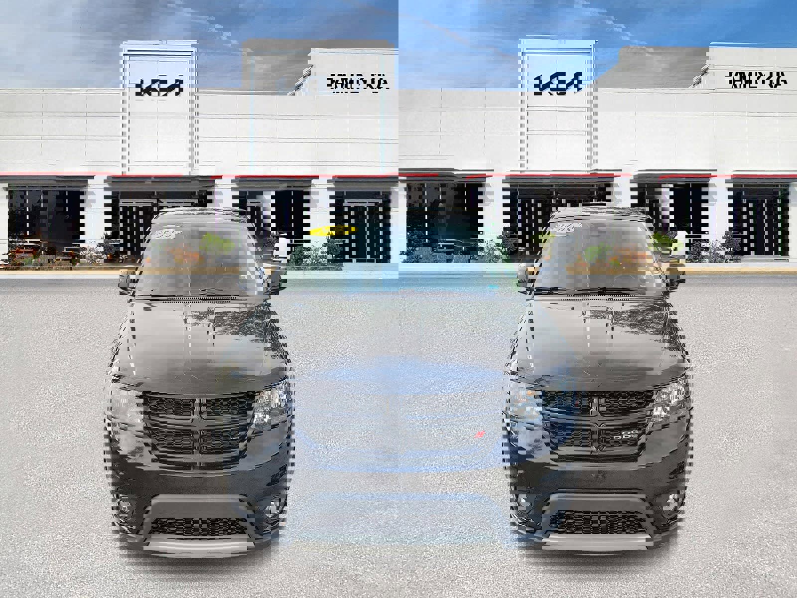 Used 2018 Dodge Journey GT image 2