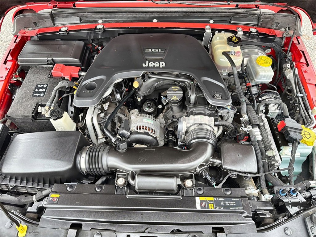 Used 2021 Jeep Wrangler Sport image 17