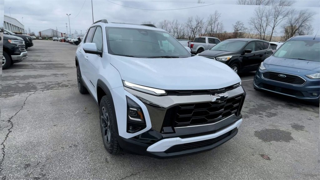 New 2026 Chevrolet Equinox ACTIV w/ Convenience Package III image 4