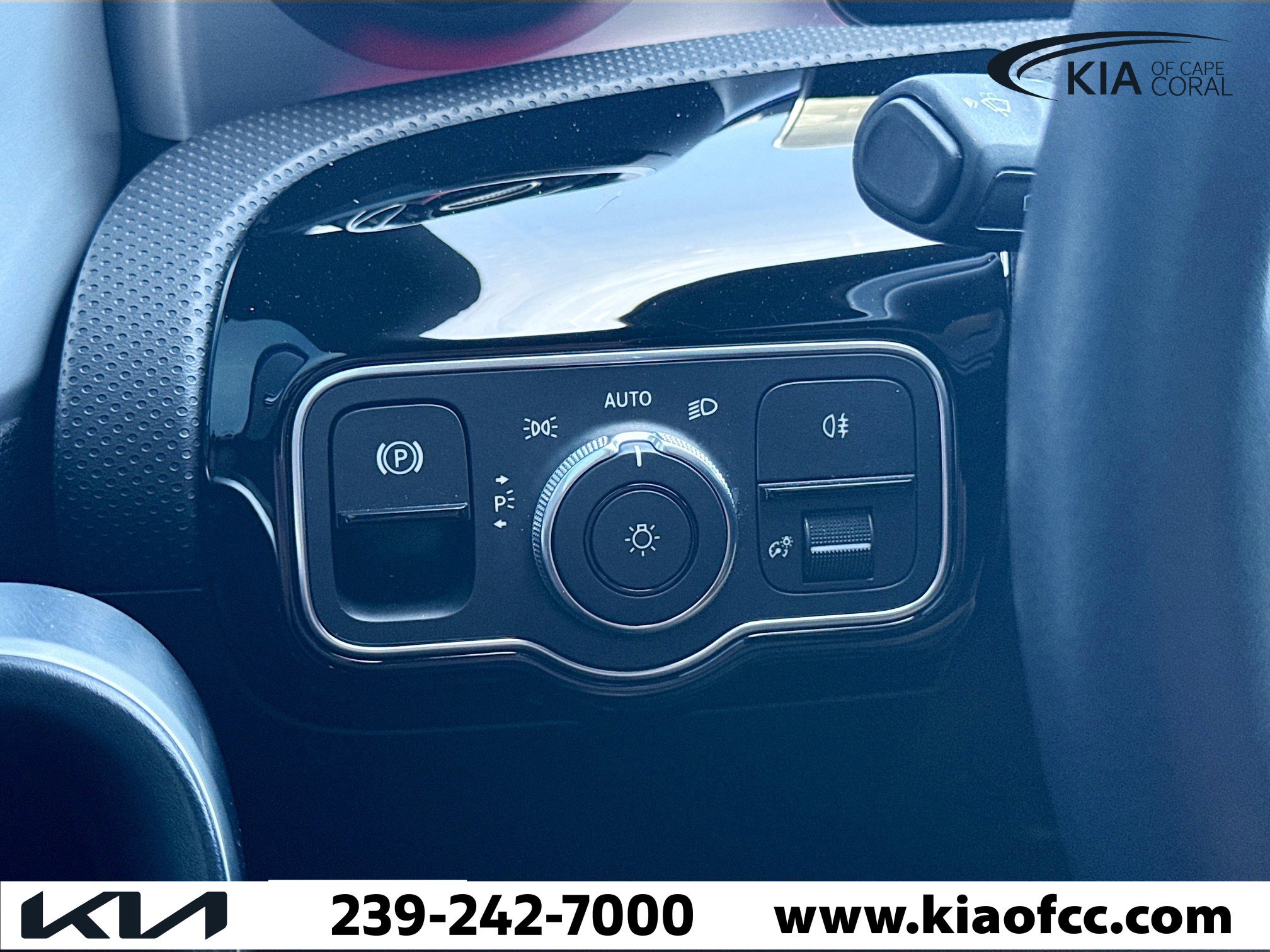 Used 2023 Mercedes-Benz CLA 250 image 32