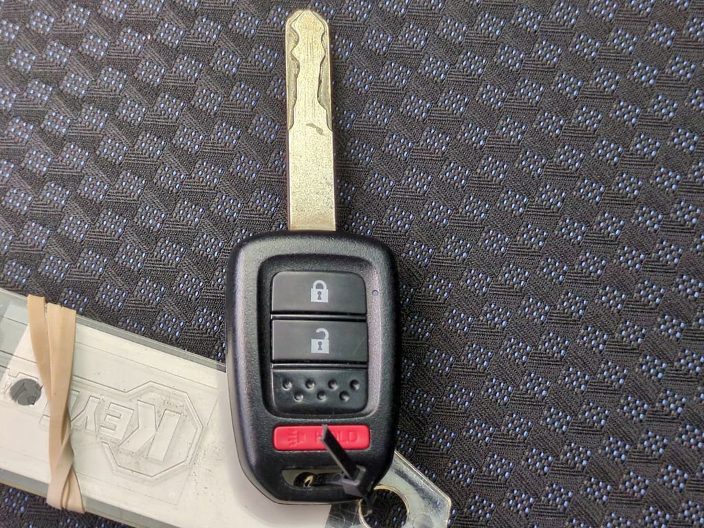 Used 2019 Honda Fit LX image 27