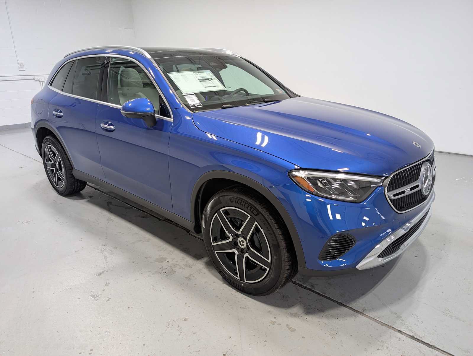 New 2026 Mercedes-Benz GLC 300 4MATIC image 6