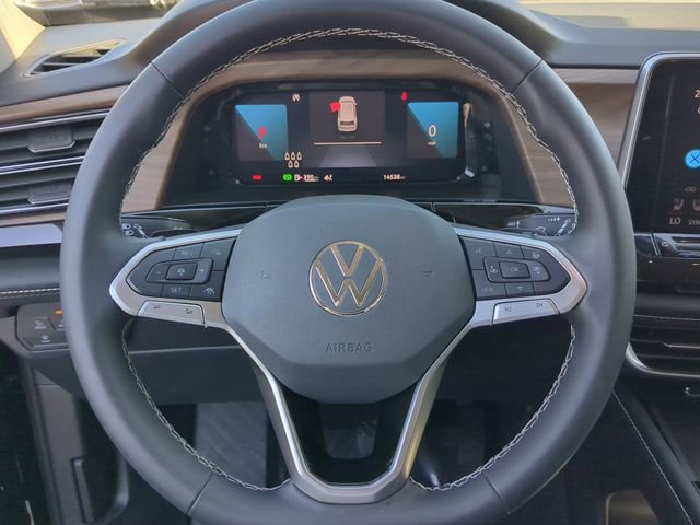 Certified 2024 Volkswagen Atlas SE image 31