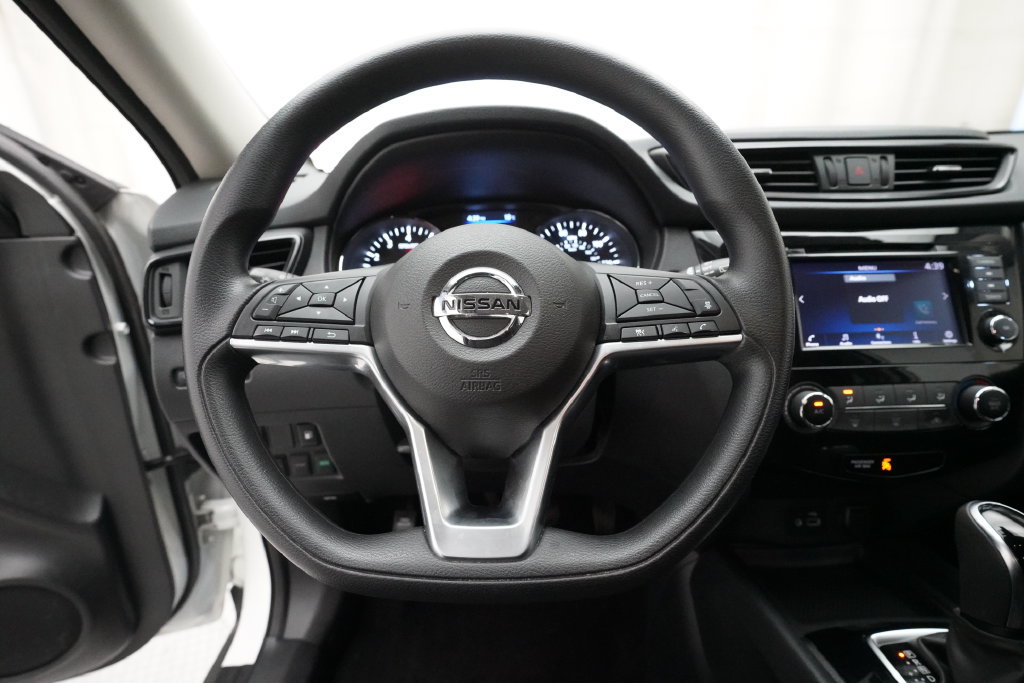 Used 2020 Nissan Rogue SV AWD/4WD image 4