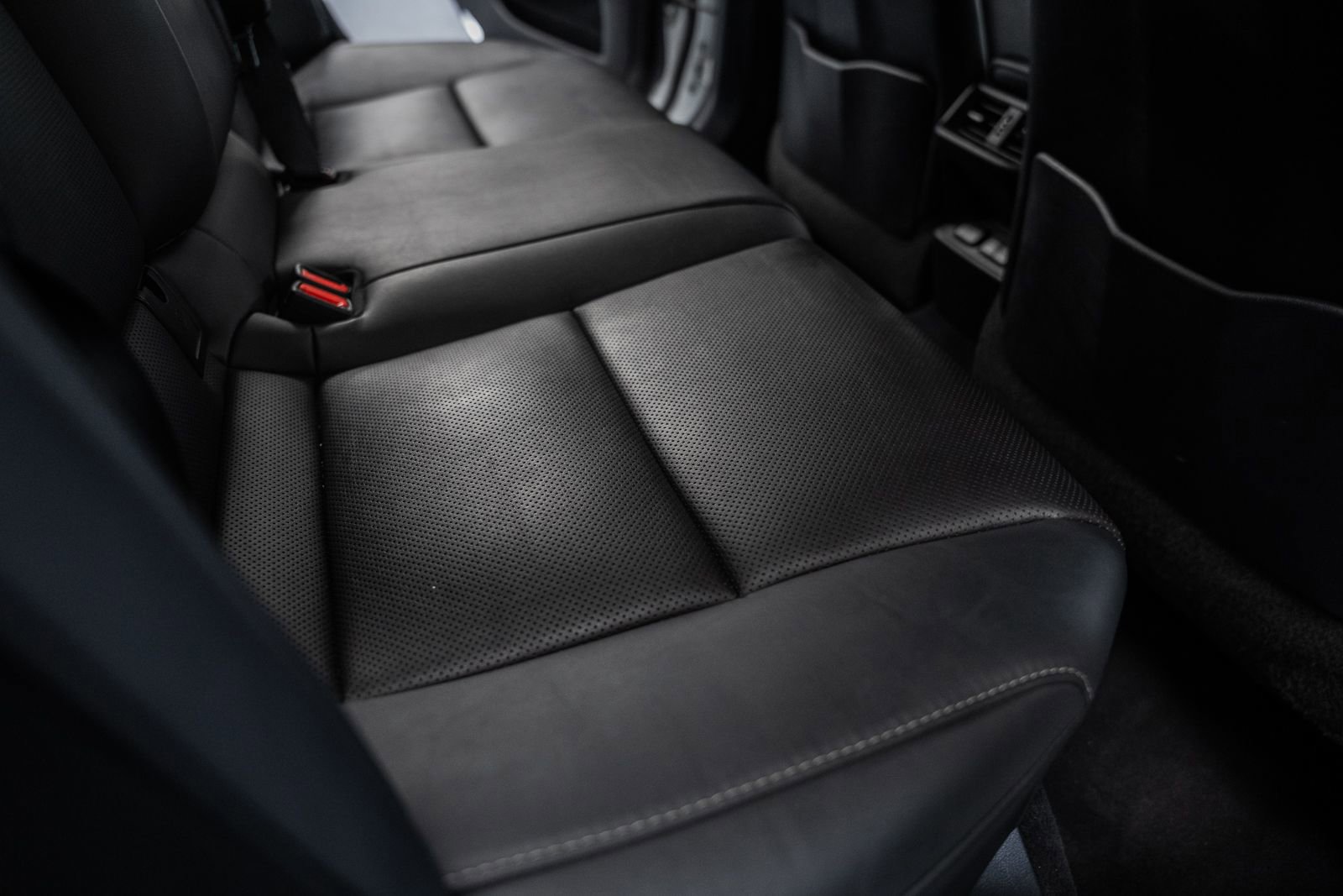 Used 2021 Lexus ES 350 F Sport w/ Accessory Package image 39