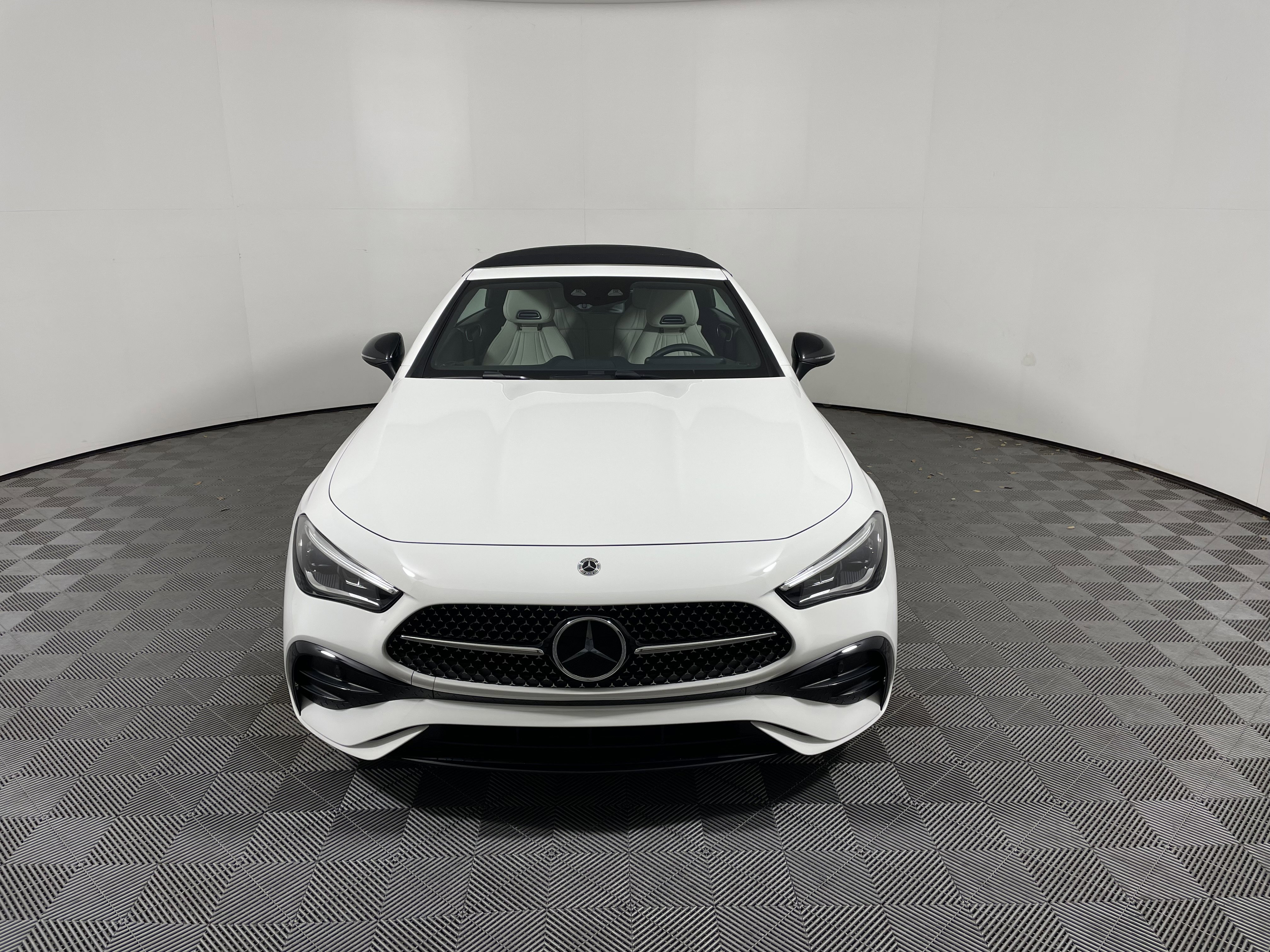 Certified 2026 Mercedes-Benz CLE 300 4MATIC Cabriolet image 24