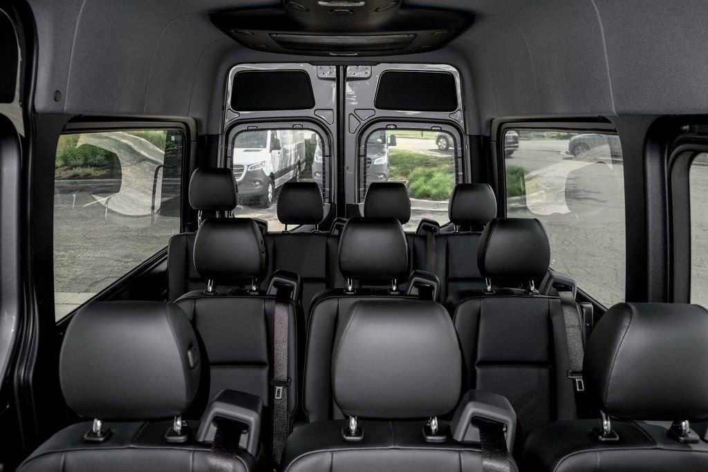 Used 2025 Mercedes-Benz Sprinter 2500 image 22