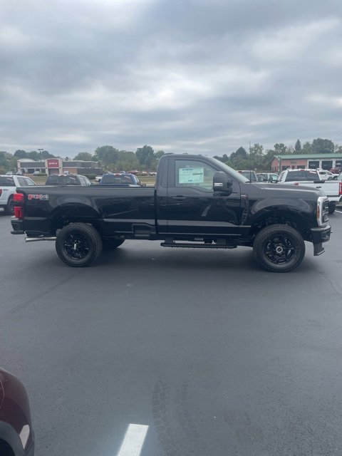 New 2026 Ford F250 4x4 Regular Cab Super Duty image 4