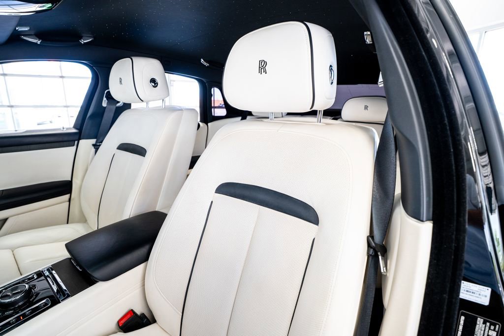 Used 2022 Rolls-Royce Ghost image 25