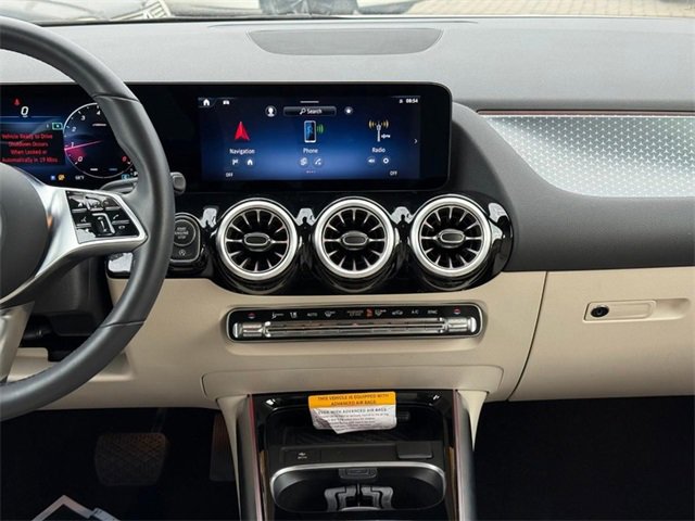 Certified 2025 Mercedes-Benz GLA 250 4MATIC image 15