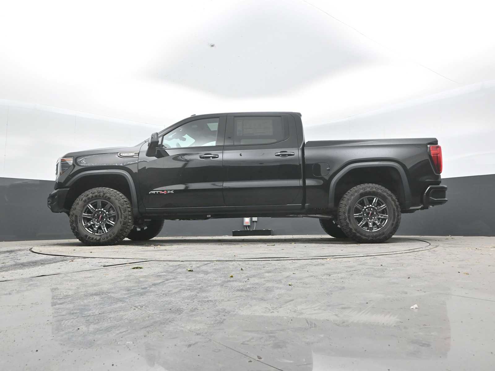 New 2026 GMC Sierra 1500 AT4X AWD/4WD image 39