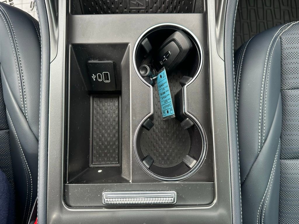 Used 2025 Lincoln Nautilus Reserve image 22