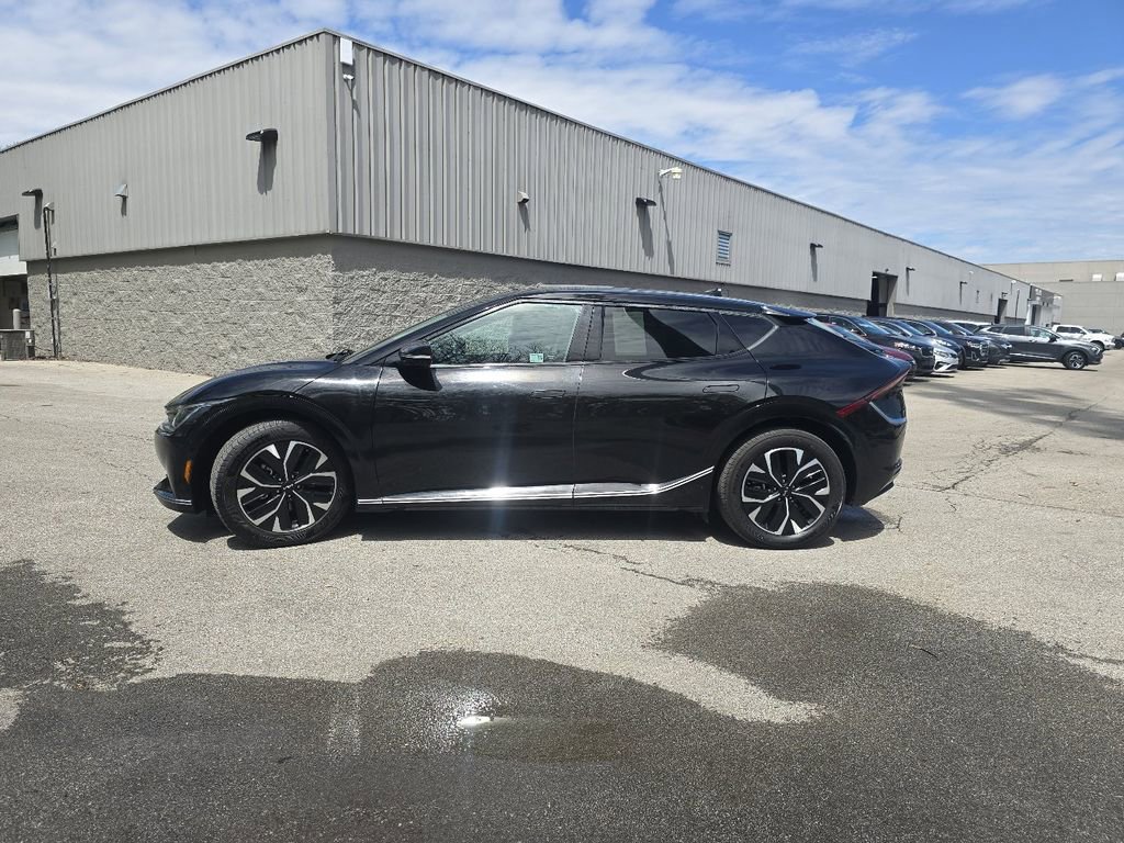 Used 2022 Kia EV6 Wind AWD/4WD image 13