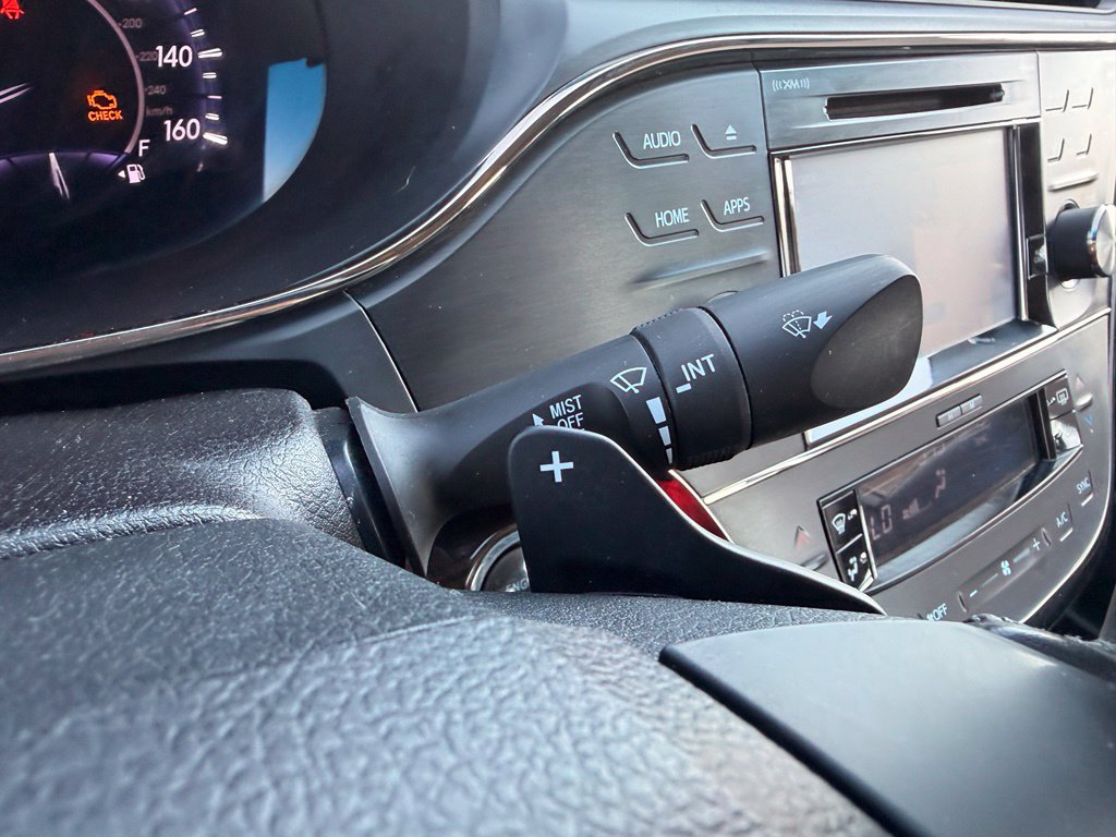 Used 2015 Toyota Avalon XLE Touring FWD image 17