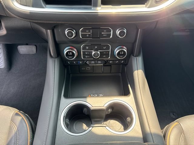 Used 2024 GMC Yukon XL AT4 w/ Technology Package AWD/4WD image 14