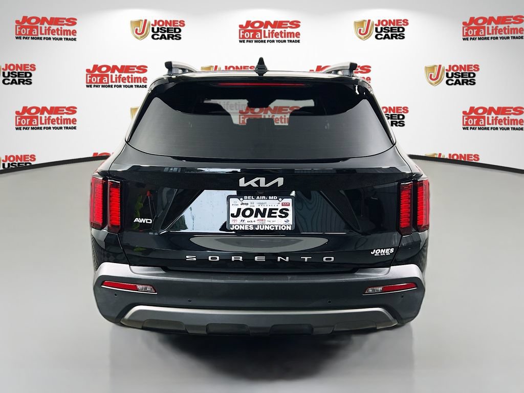 Used 2022 Kia Sorento S w/ Panoramic Sunroof Package AWD/4WD image 16