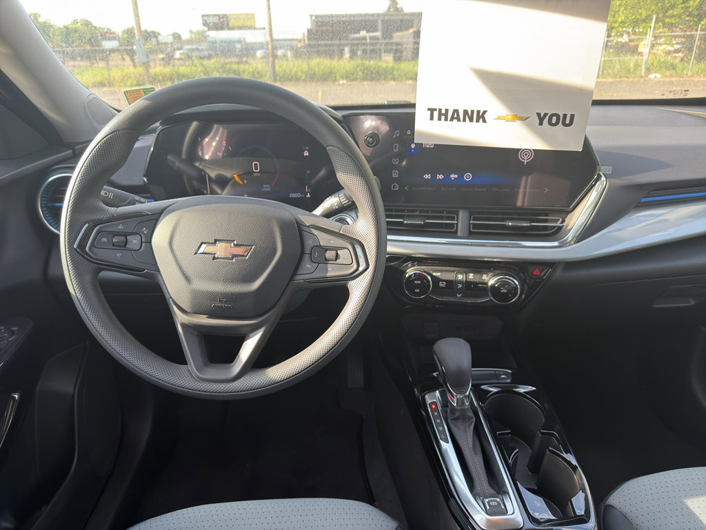 New 2025 Chevrolet Trax LT FWD image 16