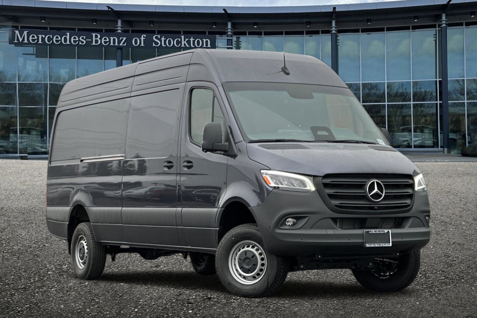 New 2026 Mercedes-Benz Sprinter 2500 video 2