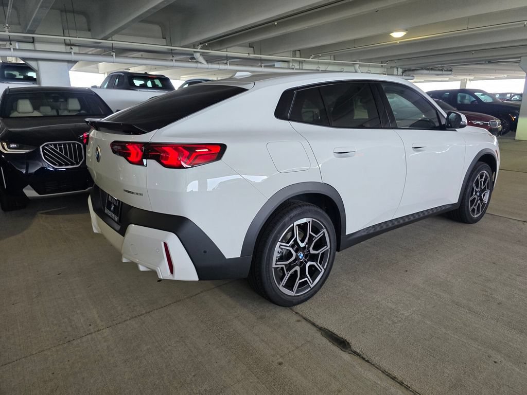 New 2026 BMW X2 xDrive28i w/ Convenience Package AWD/4WD image 4
