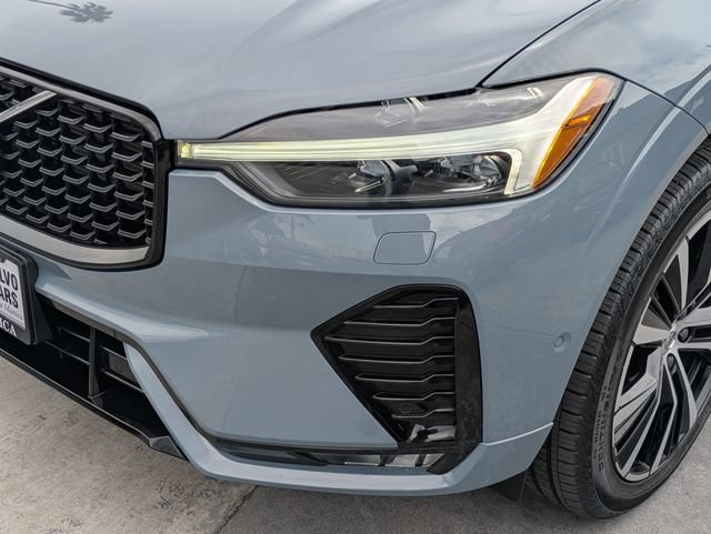 Certified 2024 Volvo XC60 B5 Plus w/ Protection Package Premier AWD/4WD image 9