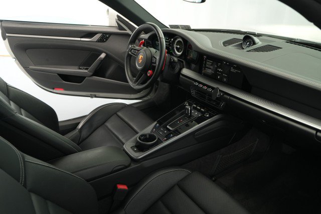 Used 2020 Porsche 911 Carrera 4S AWD/4WD image 71